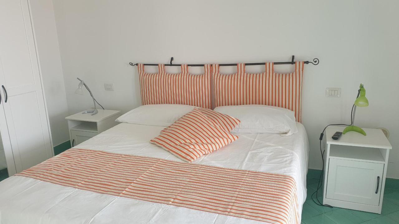 Villa Casa Gabriella - Amalfi Coast - Free Parking - Full Sea View à Vietri Extérieur photo