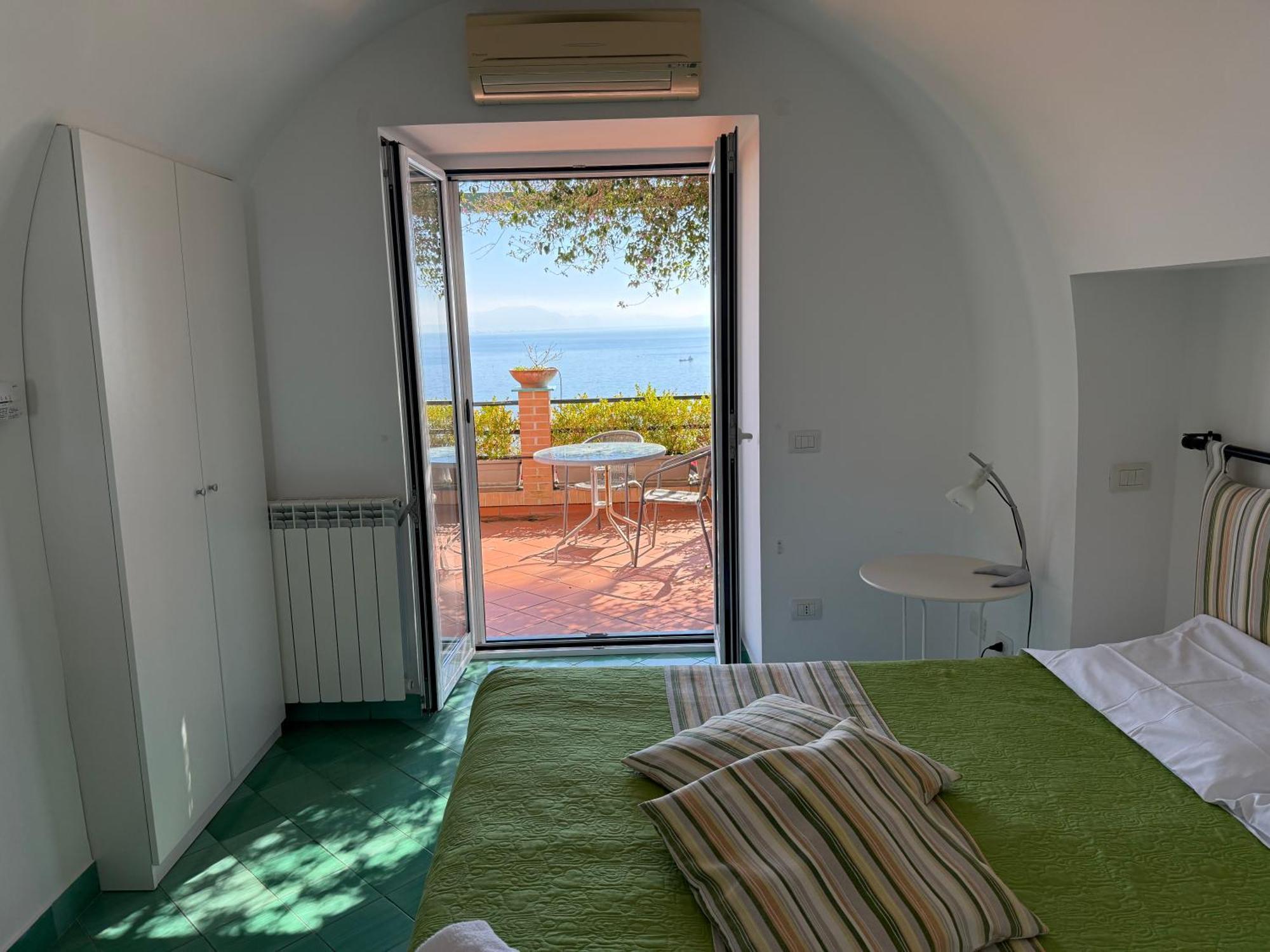 Villa Casa Gabriella - Amalfi Coast - Free Parking - Full Sea View à Vietri Extérieur photo