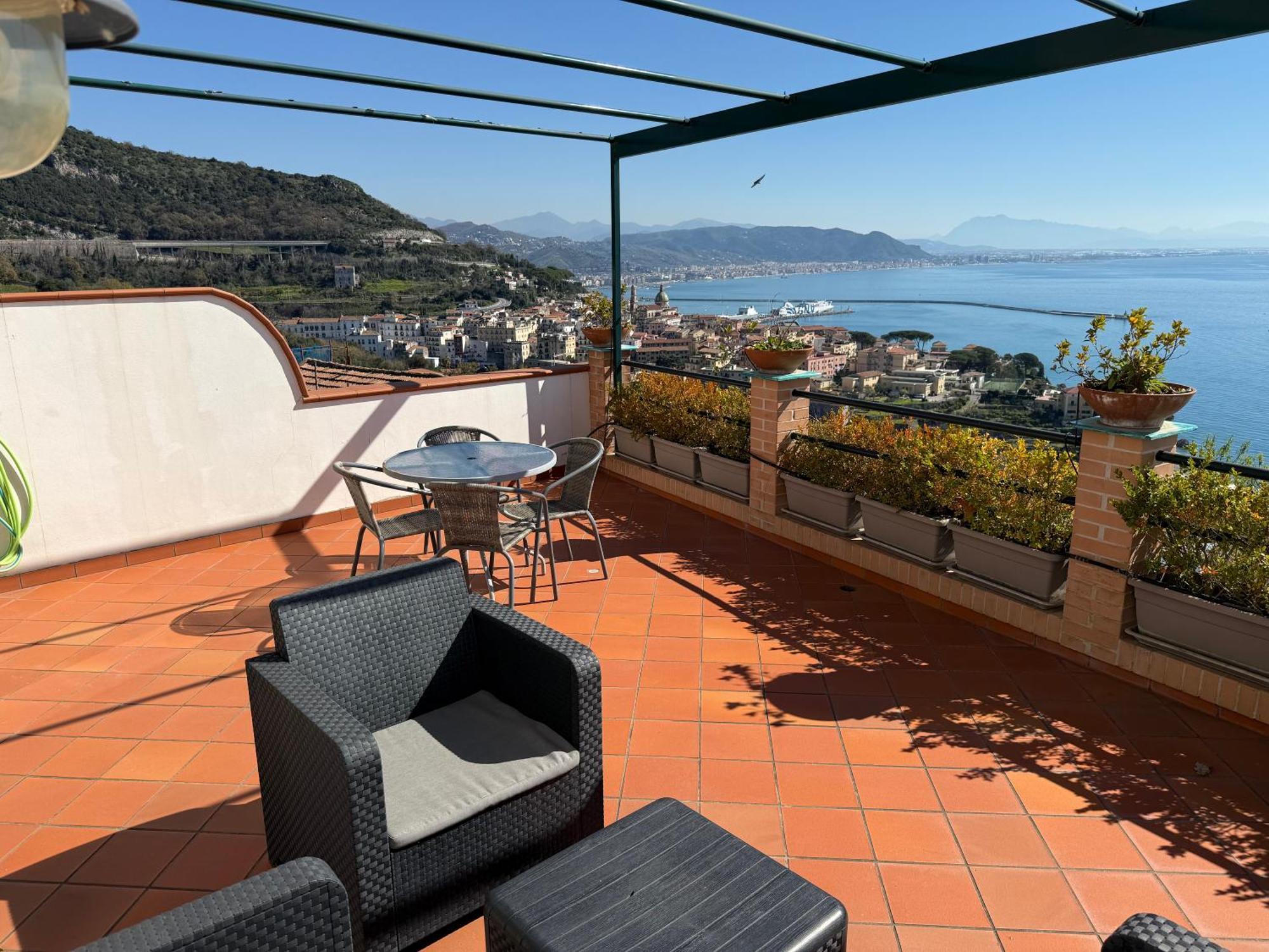 Villa Casa Gabriella - Amalfi Coast - Free Parking - Full Sea View à Vietri Extérieur photo