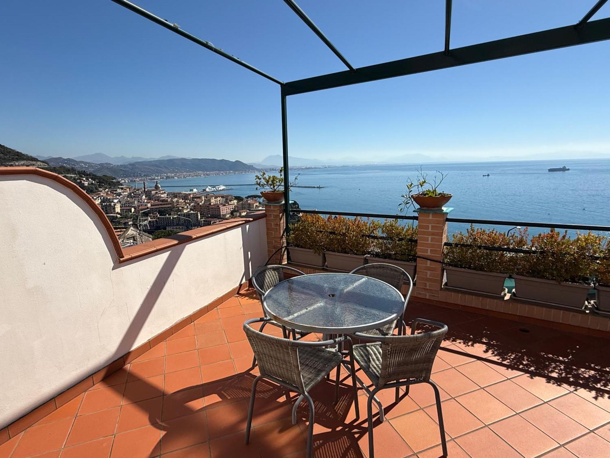 Villa Casa Gabriella - Amalfi Coast - Free Parking - Full Sea View à Vietri Extérieur photo